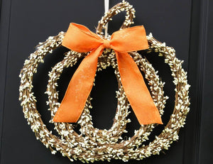 Pumpkin Pip Berry Wreath