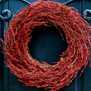 Red Pip Berry Wreath