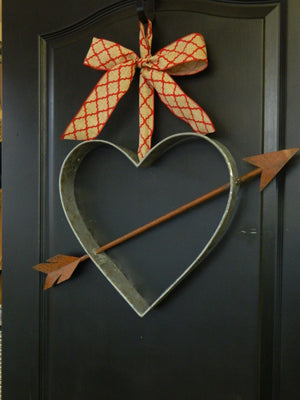 Farmhouse Heart Door Hanger