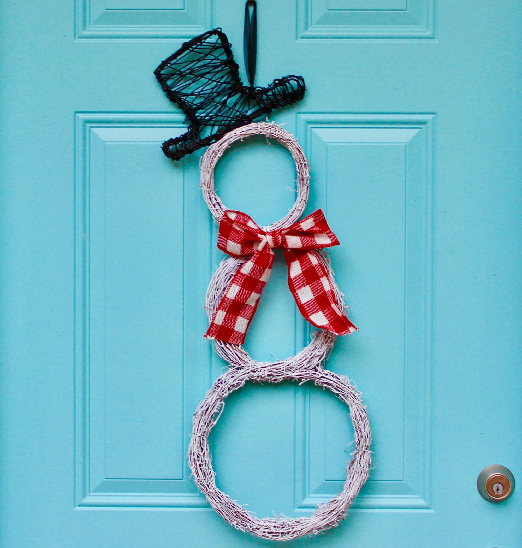 White Grapevine Snowman Wreath