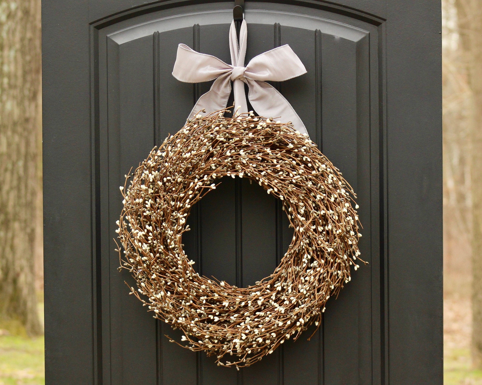 Gray & Cream Pip Berry Wreath