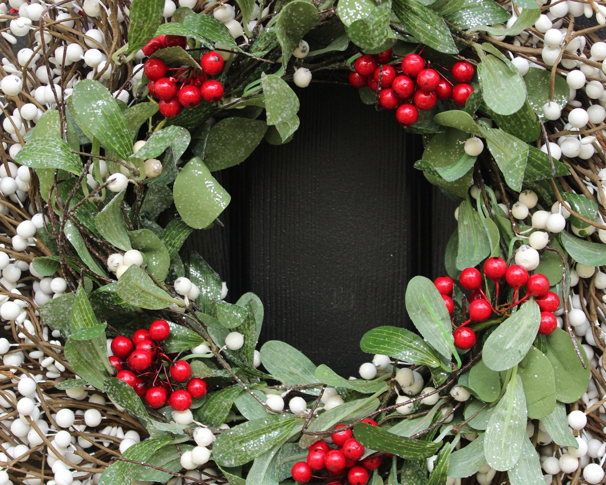 Holiday wreath, holiday decor, christmas wreath, white and green mistletoe berry wreath