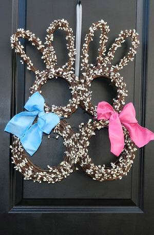 Kissing Bunnies Easter Wreath