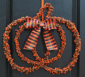 Pumpkin Pip Berry Wreath