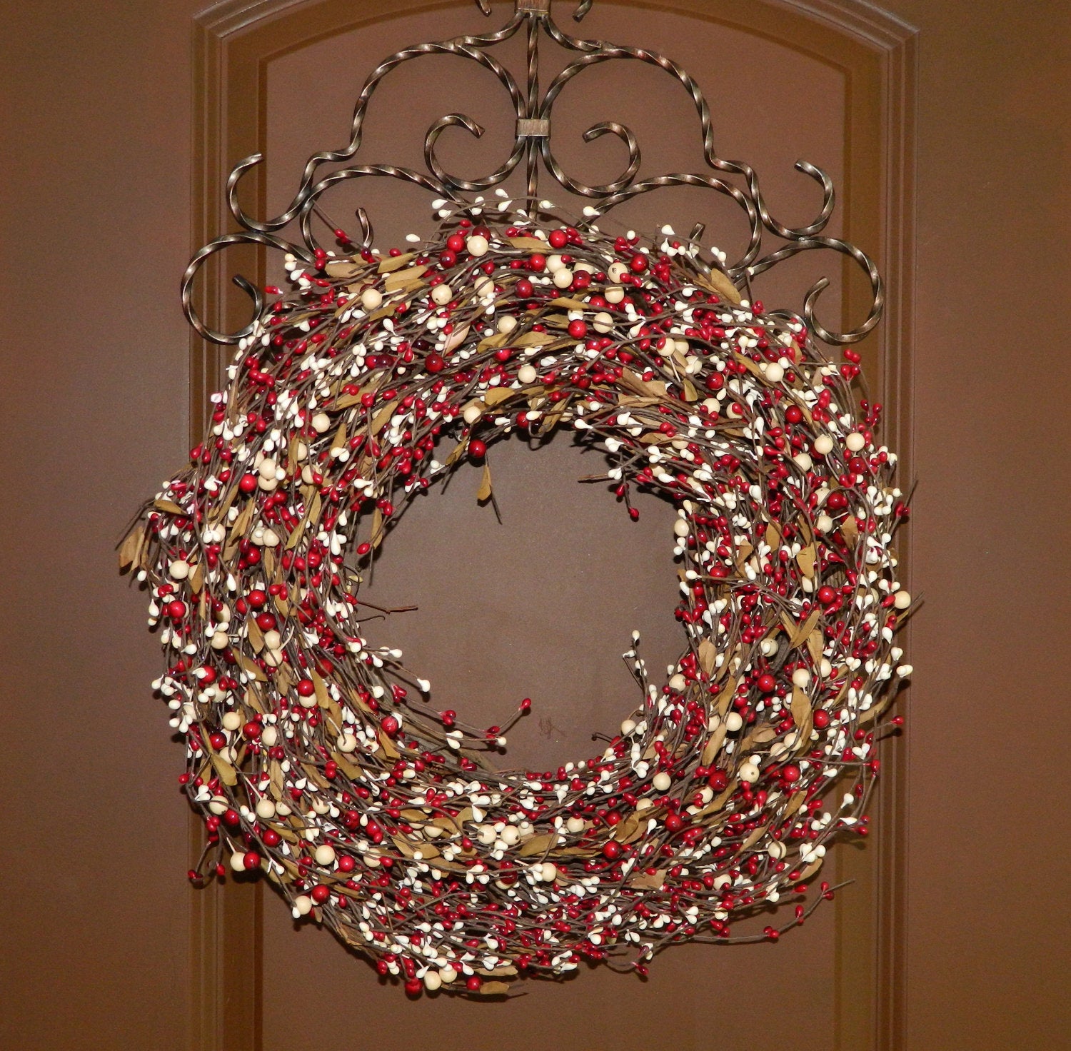 Red & Cream Berry Wreath with Leaves